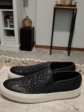 Juicy Couture Ruby Black Slip-On Sneakers Loafer Size 9